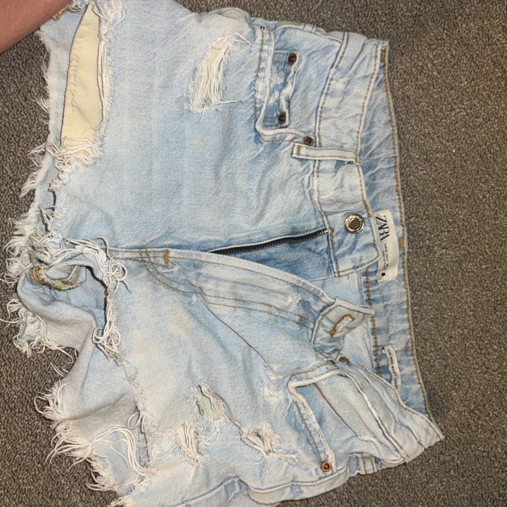 Zara Faded Blue Ripped Jean Shorts high waist